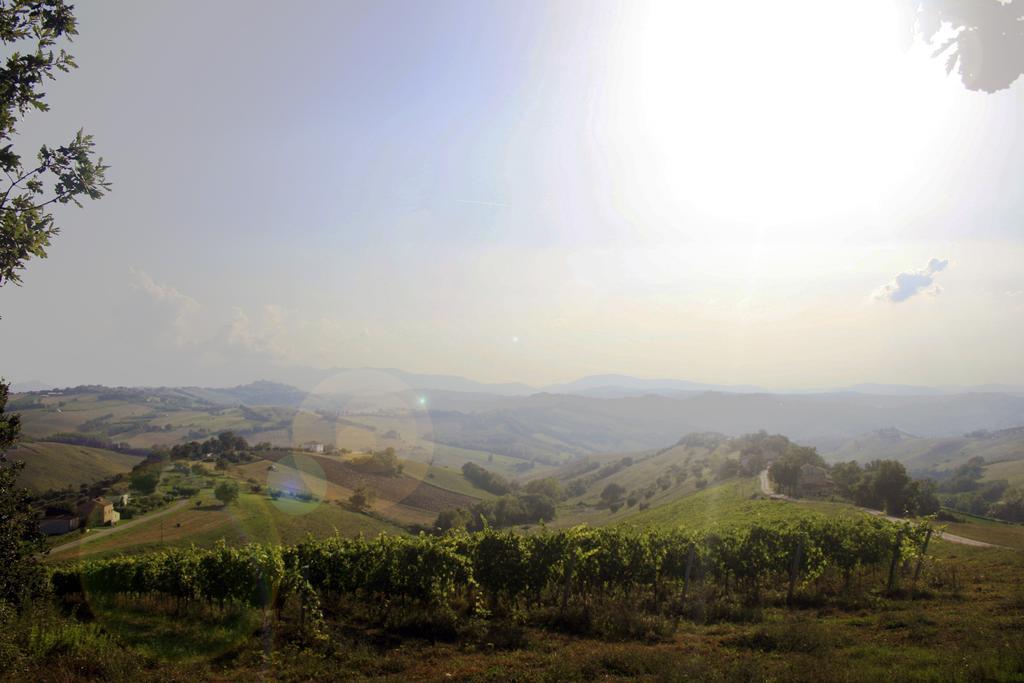 Agriturismo Fara Hotell Montegiorgio Eksteriør bilde